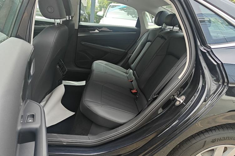 Used Volkswagen Passat 2025 Outstanding Model 280TSI Business Edition Left Rear Seat