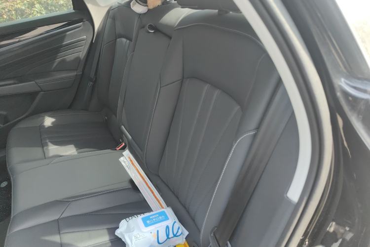 Used Volkswagen Passat 2025 Outstanding Model 380TSI Starry Dragon Edition Left Rear Seat