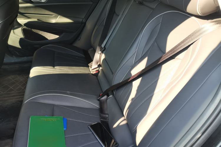 Used Volkswagen Passat 2025 Pro 380TSI Starry Dragon Edition Left Rear Seat