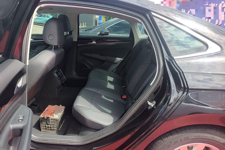 Used Volkswagen Passat 2025 Outstanding Model 280TSI Business Edition Left Rear Seat