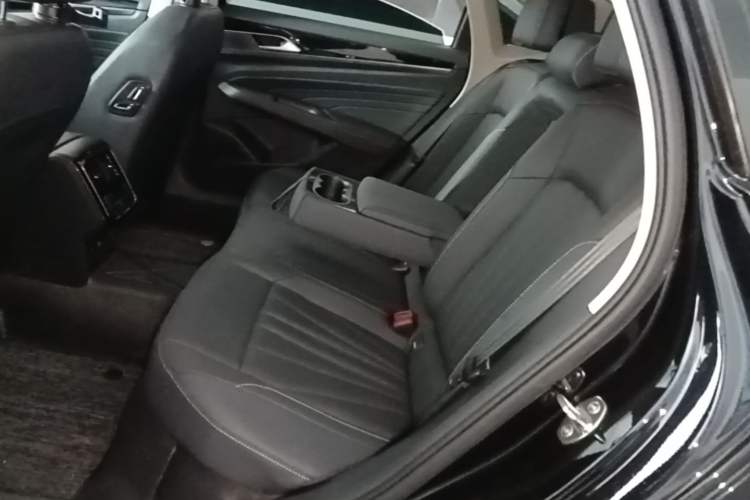 Used Volkswagen Passat 2025 Outstanding Model 380TSI Starry Dragon Edition Left Rear Seat