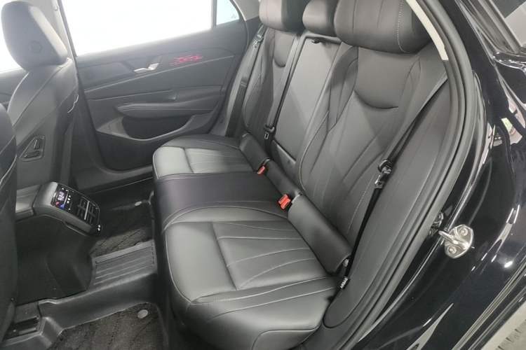 Used Volkswagen Passat 2025 Pro 300TSI Dragon Glory Edition Left Rear Seat