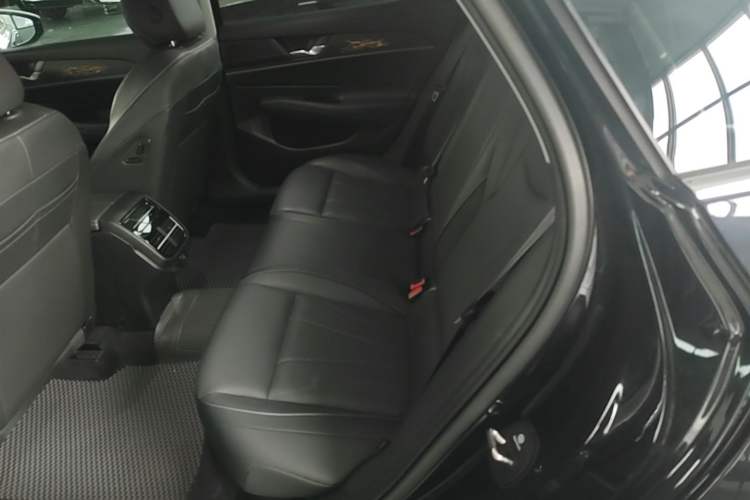Used Volkswagen Passat 2025 Pro 380TSI Dragon Glory Edition Left Rear Seat