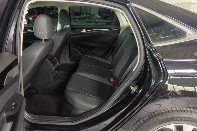 Used Volkswagen Passat 2025 Outstanding Model 280TSI Business Edition Left Rear Seat