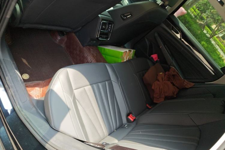 Used Volkswagen Passat 2025 Premium Version 380TSI Dragon Edition Left Rear Seat