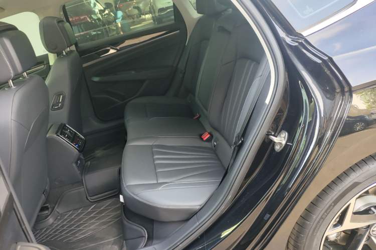 Used Volkswagen Passat 2025 Outstanding Model 380TSI Starry Dragon Edition Left Rear Seat