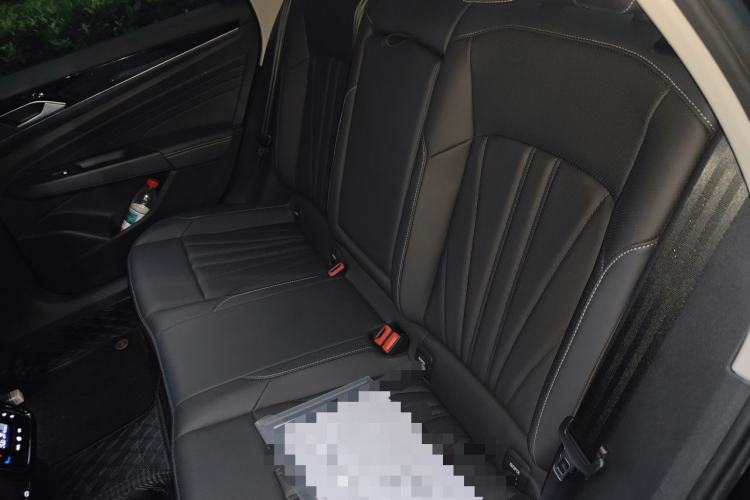 Used Volkswagen Passat 2025 Outstanding Model 330TSI Starry Elite Edition Left Rear Seat