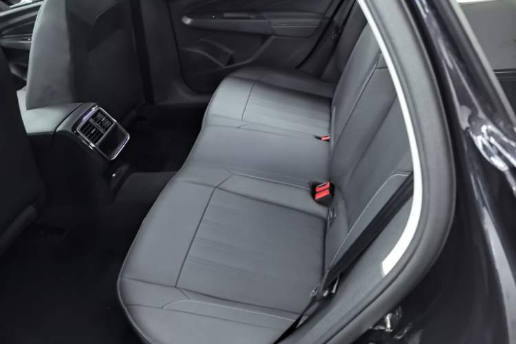 Used Volkswagen Passat 2025 Outstanding Model 280TSI Business Edition Left Rear Seat