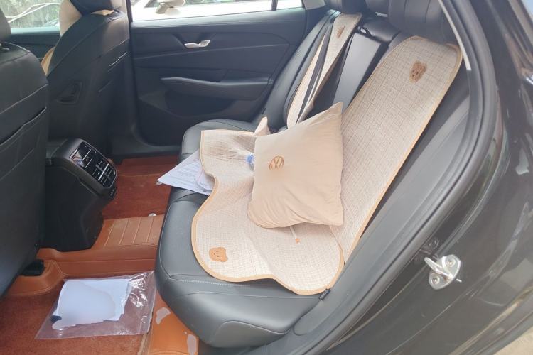 Used Volkswagen Passat 2025 Pro 380TSI Starry Dragon Edition Left Rear Seat
