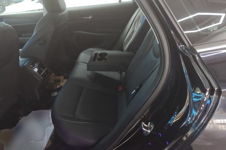 Used Volkswagen Passat 2025 Pro 380TSI Dragon Glory Edition Left Rear Seat