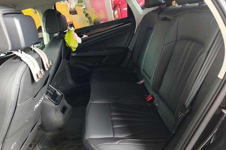 Used Volkswagen Passat 2025 Premium Version 380TSI Dragon Edition Left Rear Seat