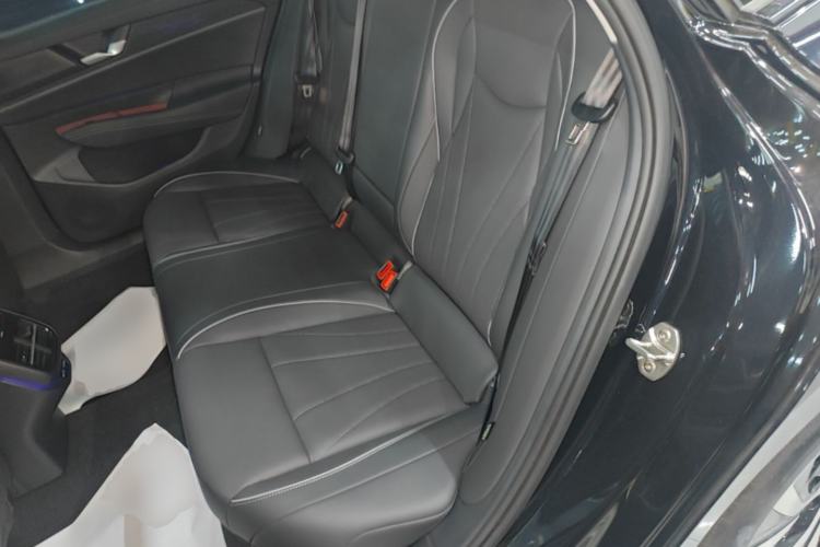 Used Volkswagen Passat 2025 Pro 380TSI Starry Dragon Edition Left Rear Seat