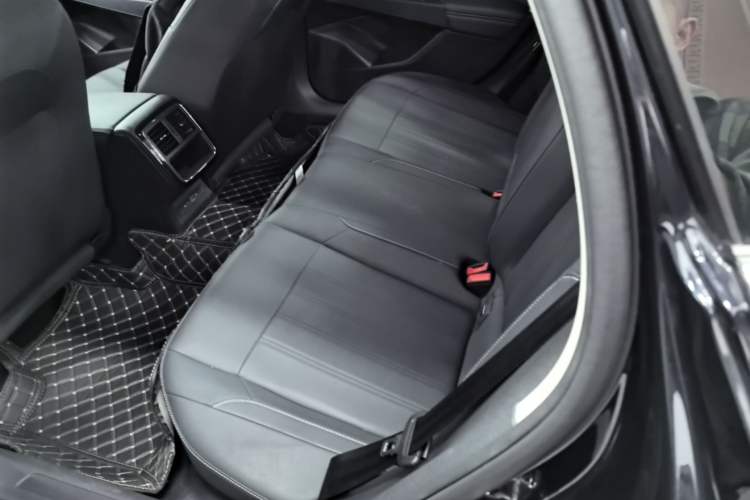 Used Volkswagen Passat 2025 Outstanding Model 280TSI Business Edition Left Rear Seat