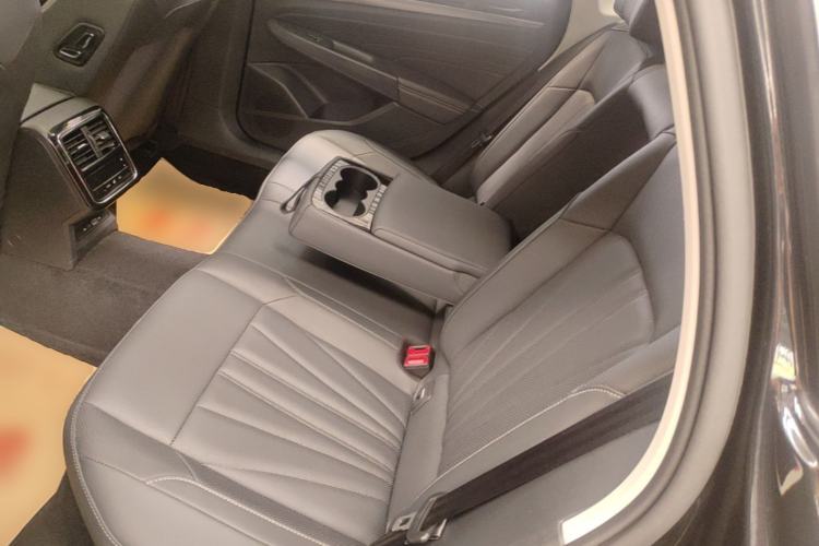 Used Volkswagen Passat 2025 Outstanding Model 380TSI Starry Dragon Edition Left Rear Seat