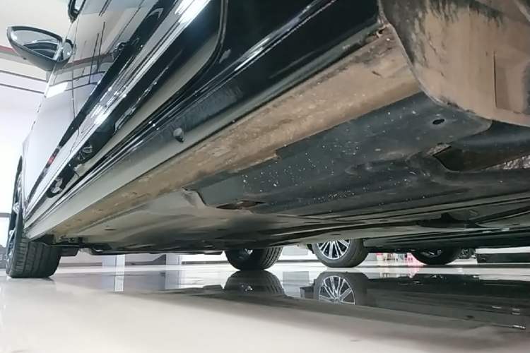 Used Volkswagen Passat 2025 Outstanding Model 380TSI Starry Dragon Glorious Edition Left Side Sill