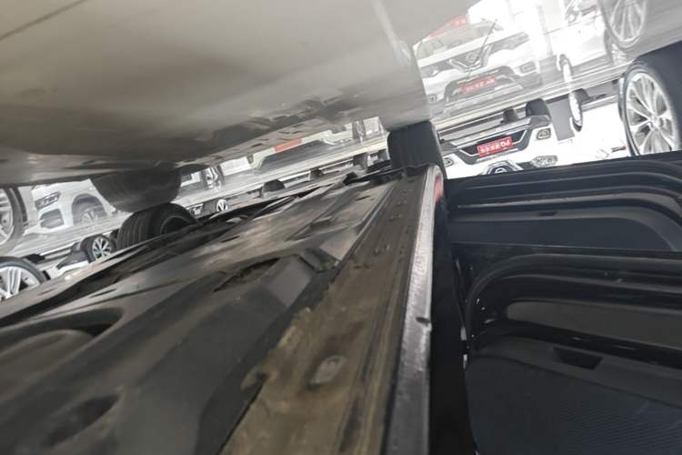 Used Volkswagen Passat 2025 Pro 380TSI Dragon Edition Left Side Sill