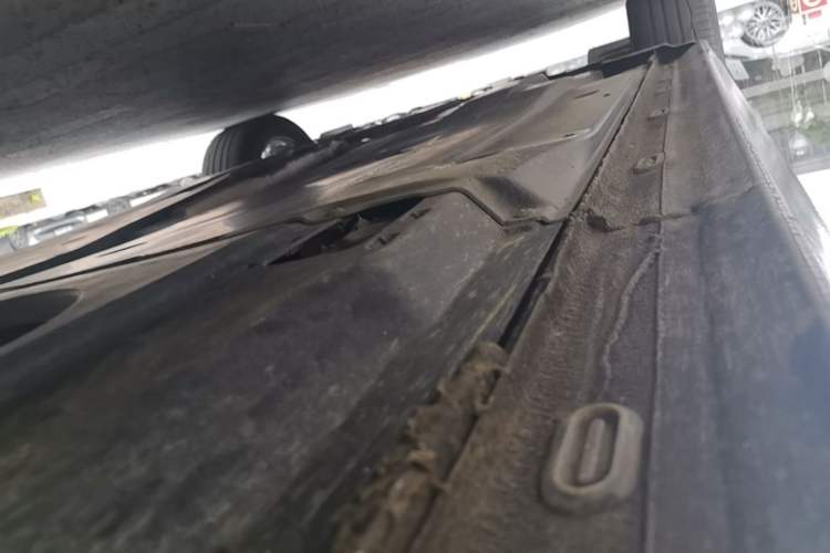 Used Volkswagen Passat 2025 Outstanding Model 280TSI Business Edition Left Side Sill