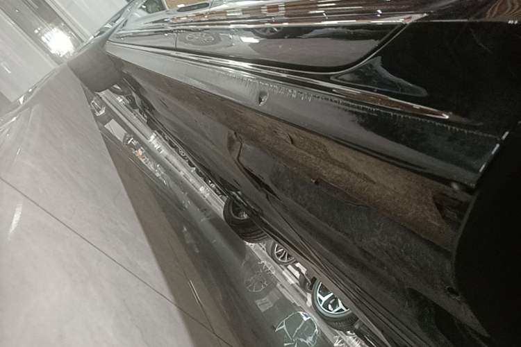 Used Volkswagen Passat 2025 Outstanding Model 330TSI Starry Elite Edition Left Side Sill