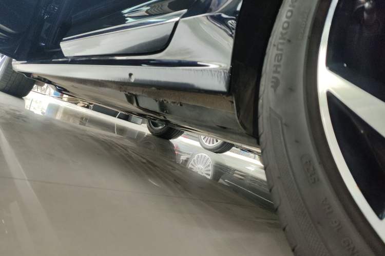 Used Volkswagen Passat 2025 Outstanding Model 380TSI Starry Dragon Glorious Edition Left Side Sill