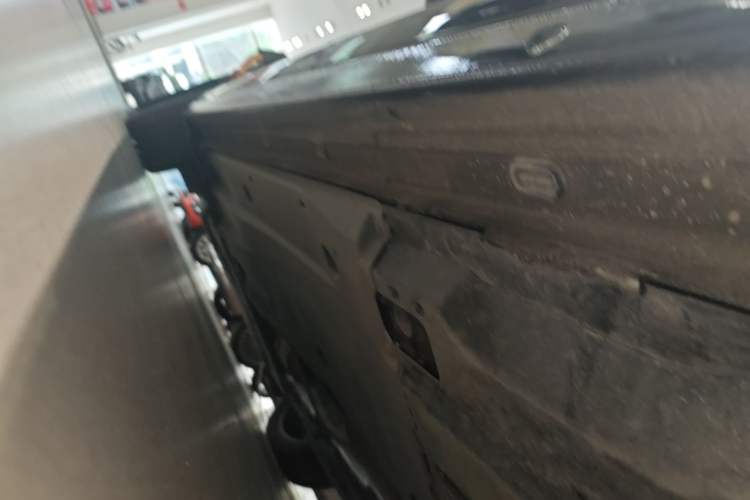 Used Volkswagen Passat 2025 Outstanding Model 380TSI Dragon Glory Edition Left Side Sill
