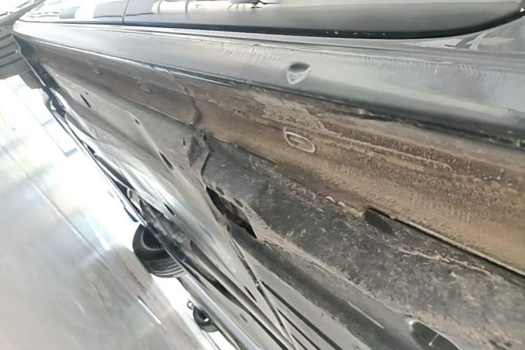 Used Volkswagen Passat 2025 Outstanding Model 380TSI Dragon Glory Edition Left Side Sill