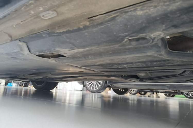Used Volkswagen Passat 2025 Outstanding Model 380TSI Dragon Glory Edition Left Side Sill