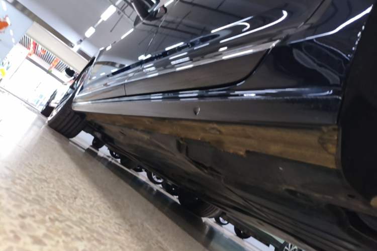 Used Volkswagen Passat 2025 Outstanding Model 380TSI Dragon Glory Edition Left Side Sill