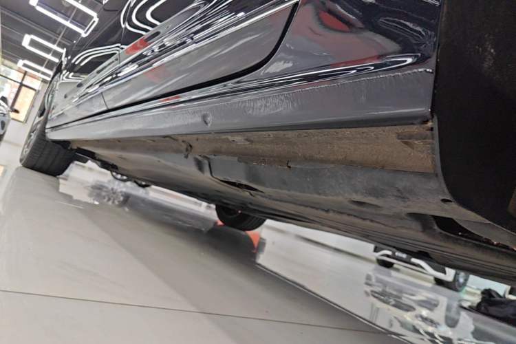 Used Volkswagen Passat 2025 Outstanding Model 380TSI Starry Dragon Edition Left Side Sill