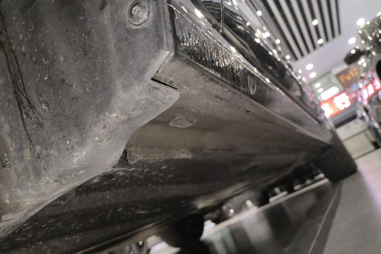Used Volkswagen Passat 2025 Outstanding Model 380TSI Dragon Glory Edition Left Side Sill