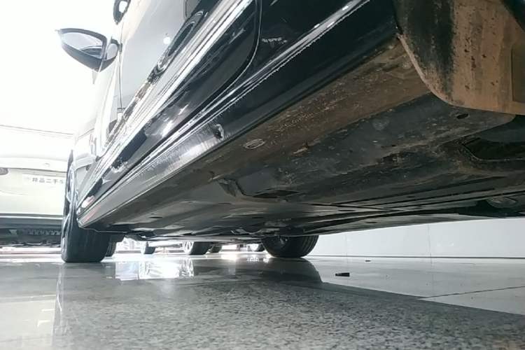 Used Volkswagen Passat 2025 Outstanding Model 380TSI Starry Dragon Edition Left Side Sill