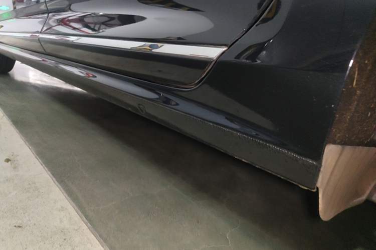 Used Volkswagen Passat 2025 Outstanding Model 280TSI Business Edition Left Side Sill