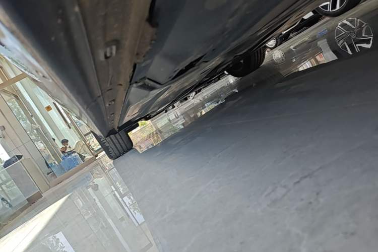 Used Volkswagen Passat 2025 Outstanding Model 330TSI Starry Elite Edition Left Side Sill