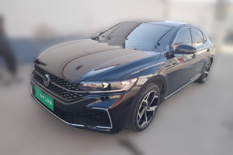 Volkswagen Passat 2025 Outstanding Model 380TSI Starry Dragon Edition