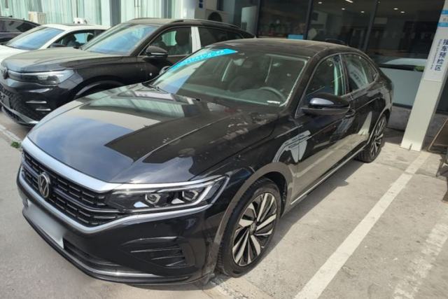 Used Volkswagen Passat 2025 Outstanding Model 380TSI Dragon Glory Edition