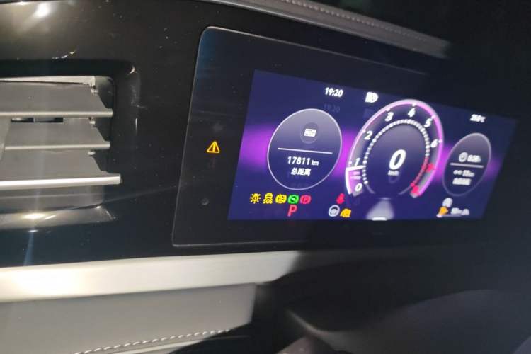 Used Volkswagen Passat 2025 Pro 380TSI Starry Dragon Edition Odometer Close Up