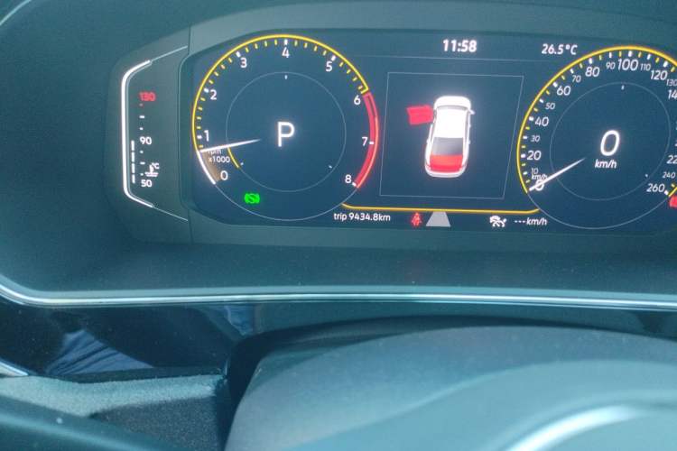 Used Volkswagen Passat 2025 Outstanding Model 380TSI Starry Dragon Edition Odometer Close Up