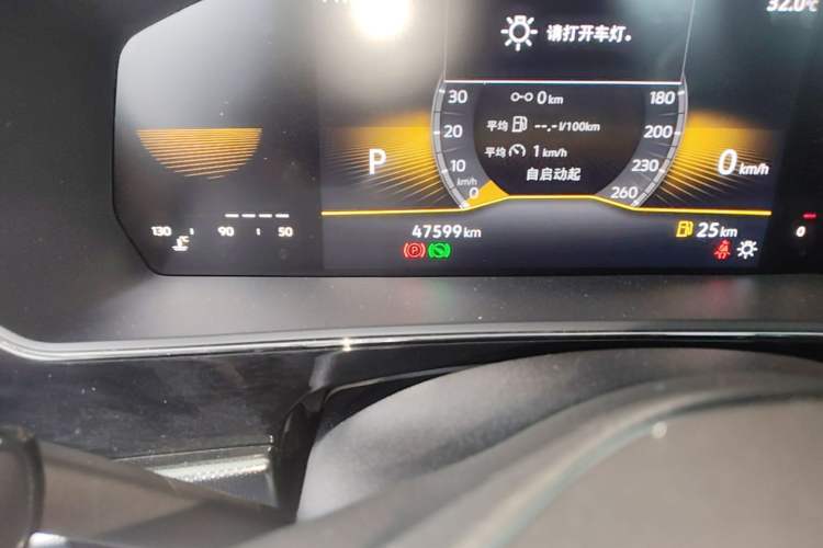 Used Volkswagen Passat 2025 Outstanding Model 280TSI Business Edition Odometer Close Up