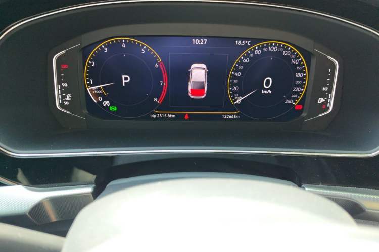 Used Volkswagen Passat 2025 Premium Version 380TSI Dragon Edition Odometer Close Up