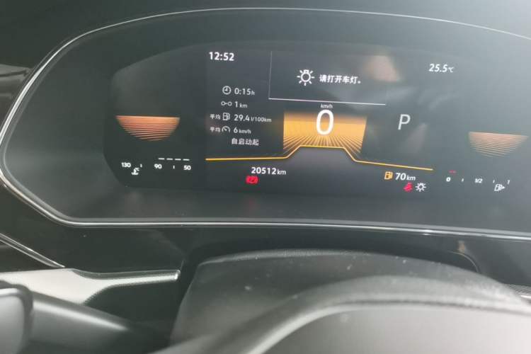 Used Volkswagen Passat 2025 Outstanding Model 280TSI Business Edition Odometer Close Up