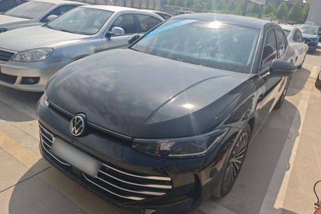Used Volkswagen Passat 2025 Pro 380TSI Dragon Supreme Edition