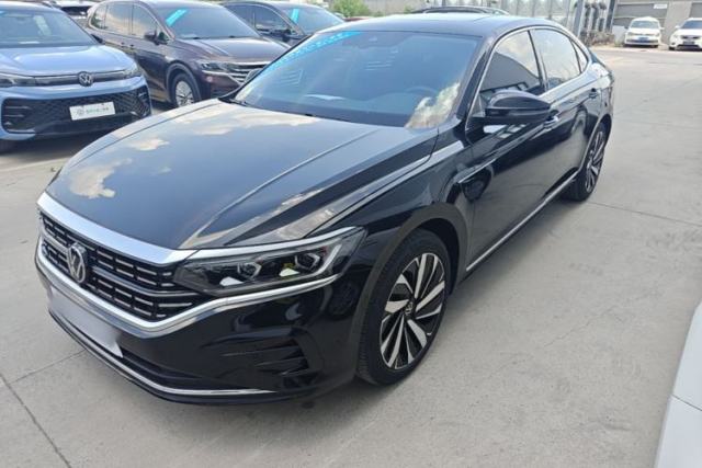 Used Volkswagen Passat 2025 Outstanding Model 380TSI Dragon Glory Edition