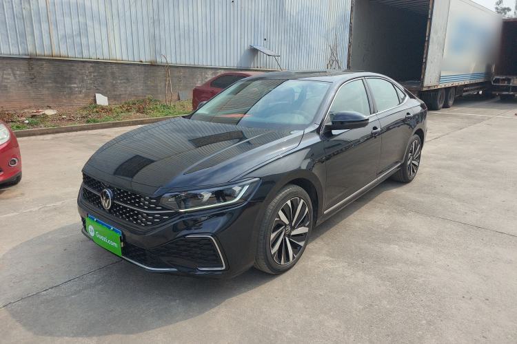 Used Volkswagen Passat 2025 Outstanding Model 330TSI Starry Elite Edition Guazi used car, China used car export, Used car for sale, Used cars, Cheapest cars for sale