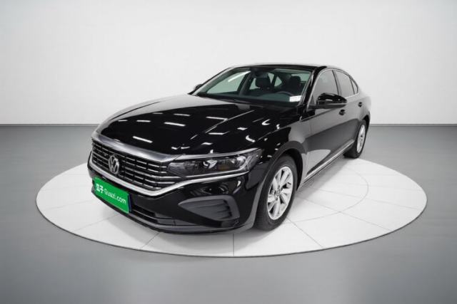 Volkswagen Passat 2025 Outstanding Model 280TSI Business Edition usado
