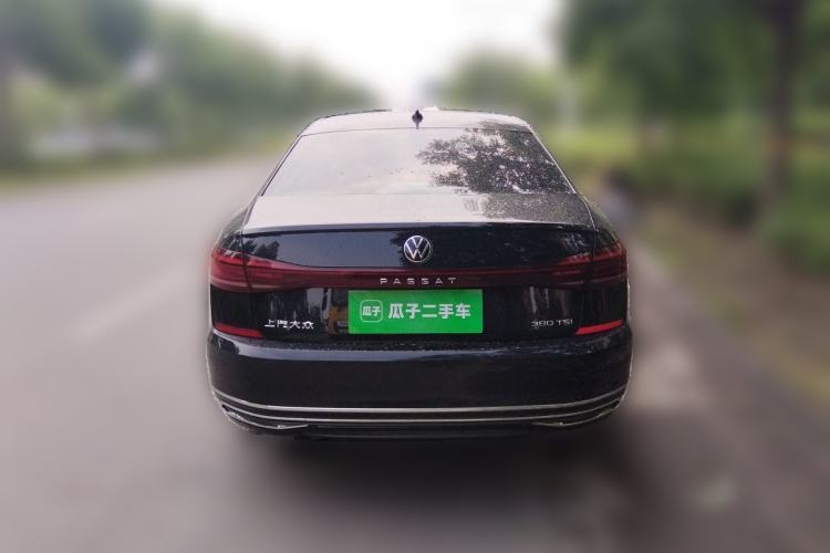Used Volkswagen Passat 2025 Outstanding Model 380TSI Dragon Glory Edition Rear