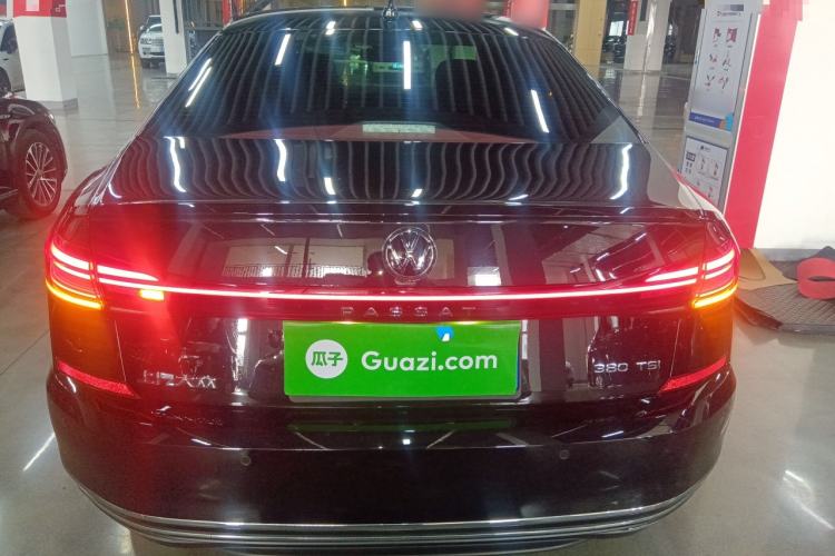 Used Volkswagen Passat 2025 Outstanding Model 380TSI Starry Dragon Glorious Edition Rear