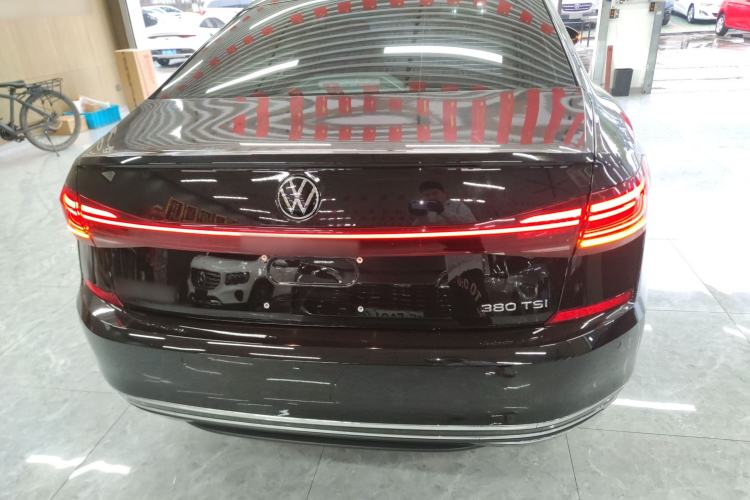 Used Volkswagen Passat 2025 Premium Version 380TSI Dragon Edition Rear
