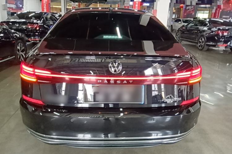 Used Volkswagen Passat 2025 Outstanding Model 380TSI Dragon Glory Edition Rear