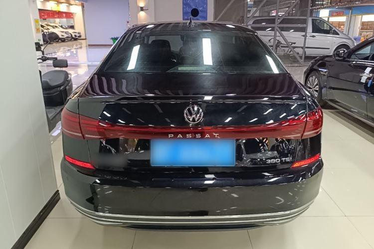 Used Volkswagen Passat 2025 Outstanding Model 380TSI Starry Dragon Glorious Edition Rear