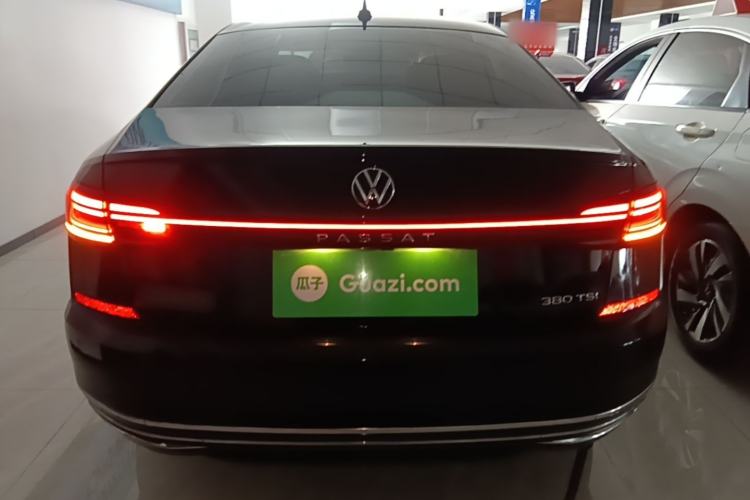 Used Volkswagen Passat 2025 Outstanding Model 380TSI Starry Dragon Edition Rear