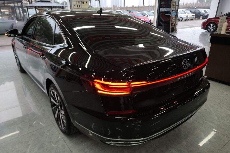 Used Volkswagen Passat 2025 Premium Version 380TSI Dragon Edition Rear Left 45 Deg